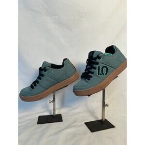 Adidas Five Ten Sleuth Sneakers size 8 Men's Green Gum Sole